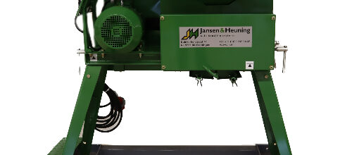 Graanpletter van Jansen&Heuning in gebruik op een veehouderij