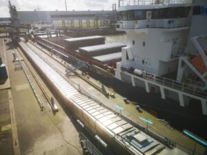 Bandtransporteur van Jansen&Heuning voor het verplaatsen van bulkgoed en stortgoed.