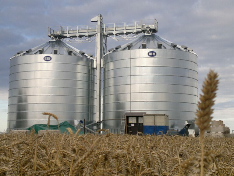 Grain: Storage and dryer in one