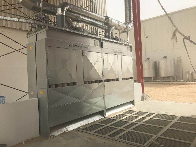 How to reduce dust while handling bulk products